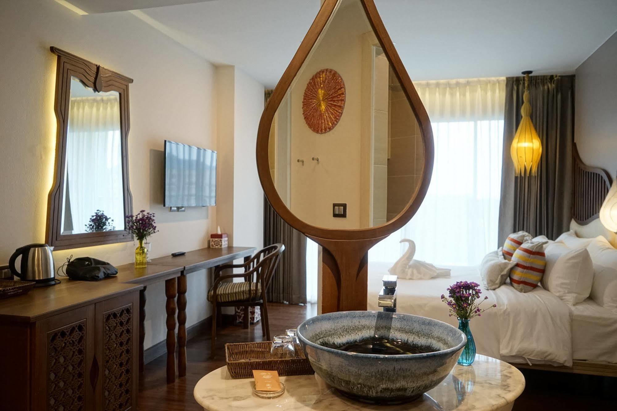 Baisirimaya Hotel Chiang Mai Dış mekan fotoğraf