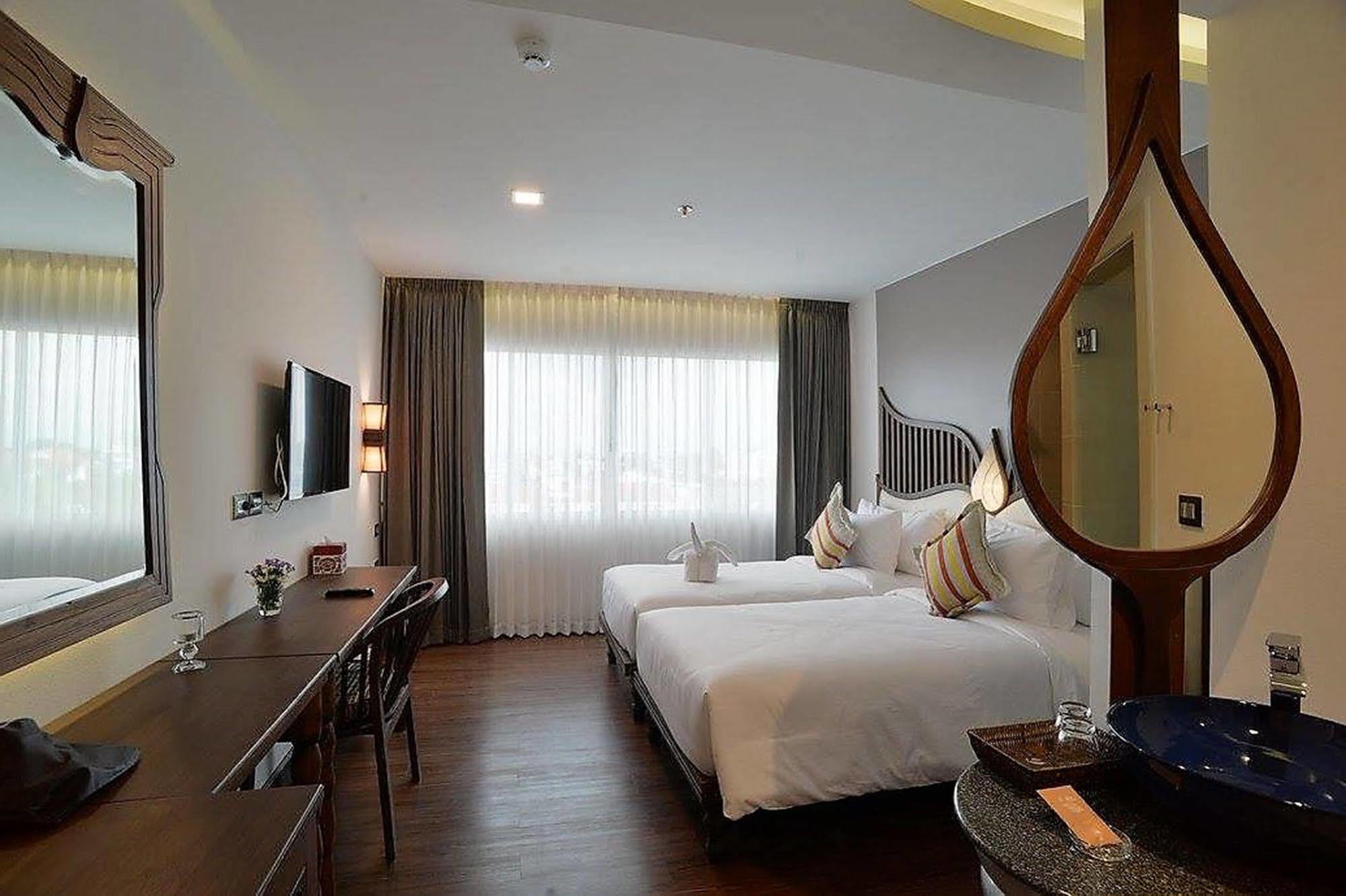 Baisirimaya Hotel Chiang Mai Dış mekan fotoğraf